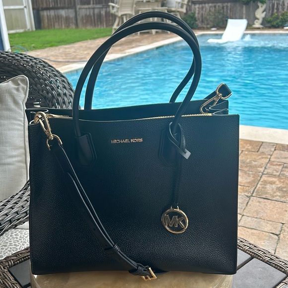 Michael Kors NWOT - Picture 1 of 5